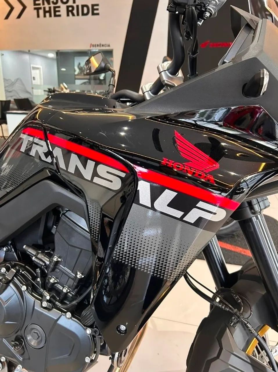 NOVA HONDA XL 750 TRANSALP ZERO KM - Foto 2