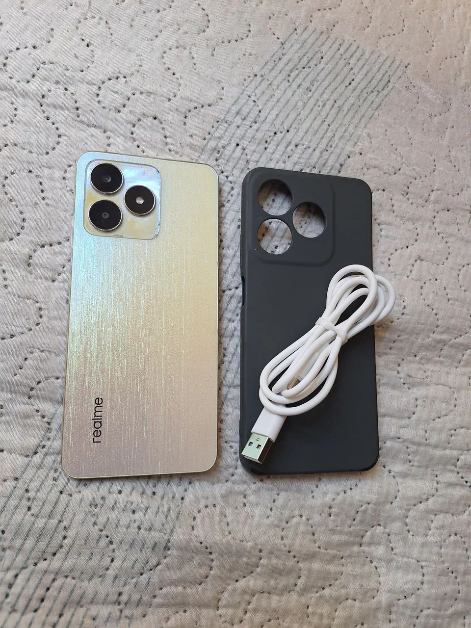 Realme C53, semi novo 128 gigas com entrega  - Foto 3