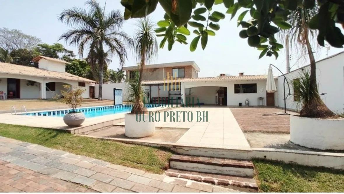 Casa à Venda no BRAÚNAS (PAMPULHA)
