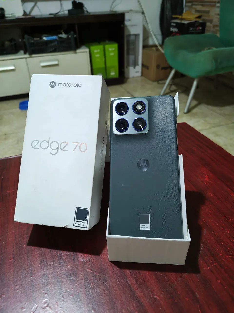 É preço de Moto G, mas é o Edge 70! - Foto 3