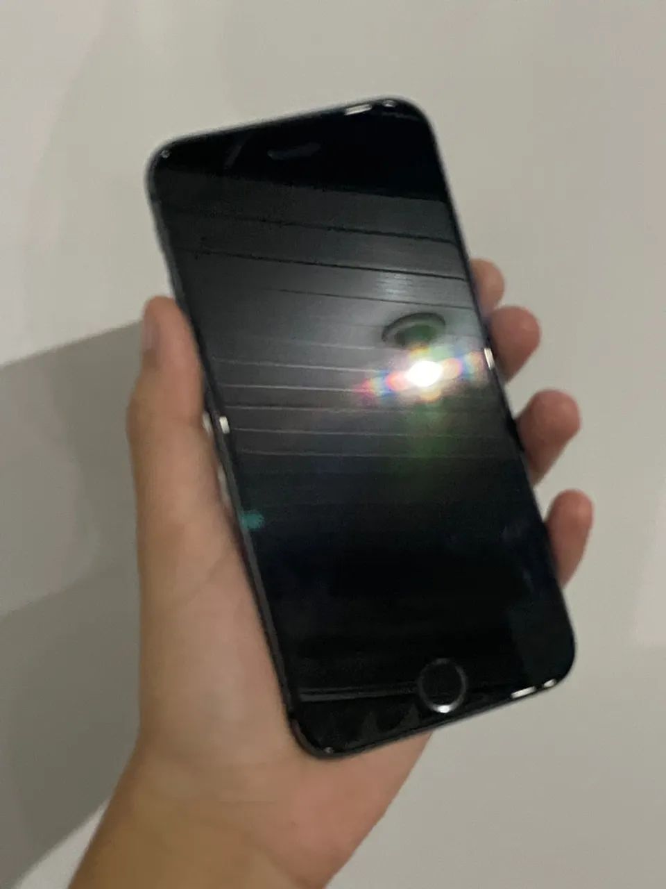 IPhone 8 100% acompanha capa película e cabo