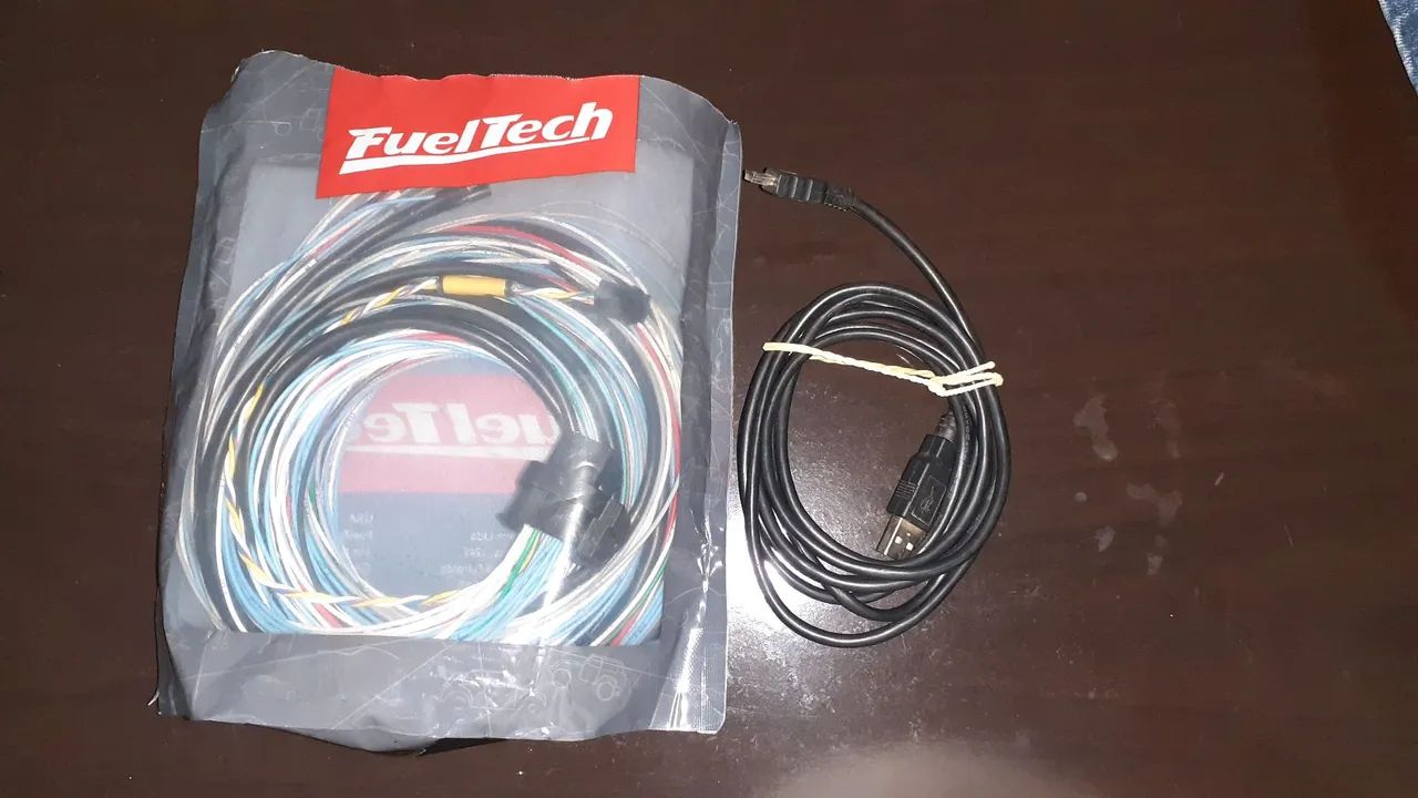 Chicote da fueltech 450 e cabo usb