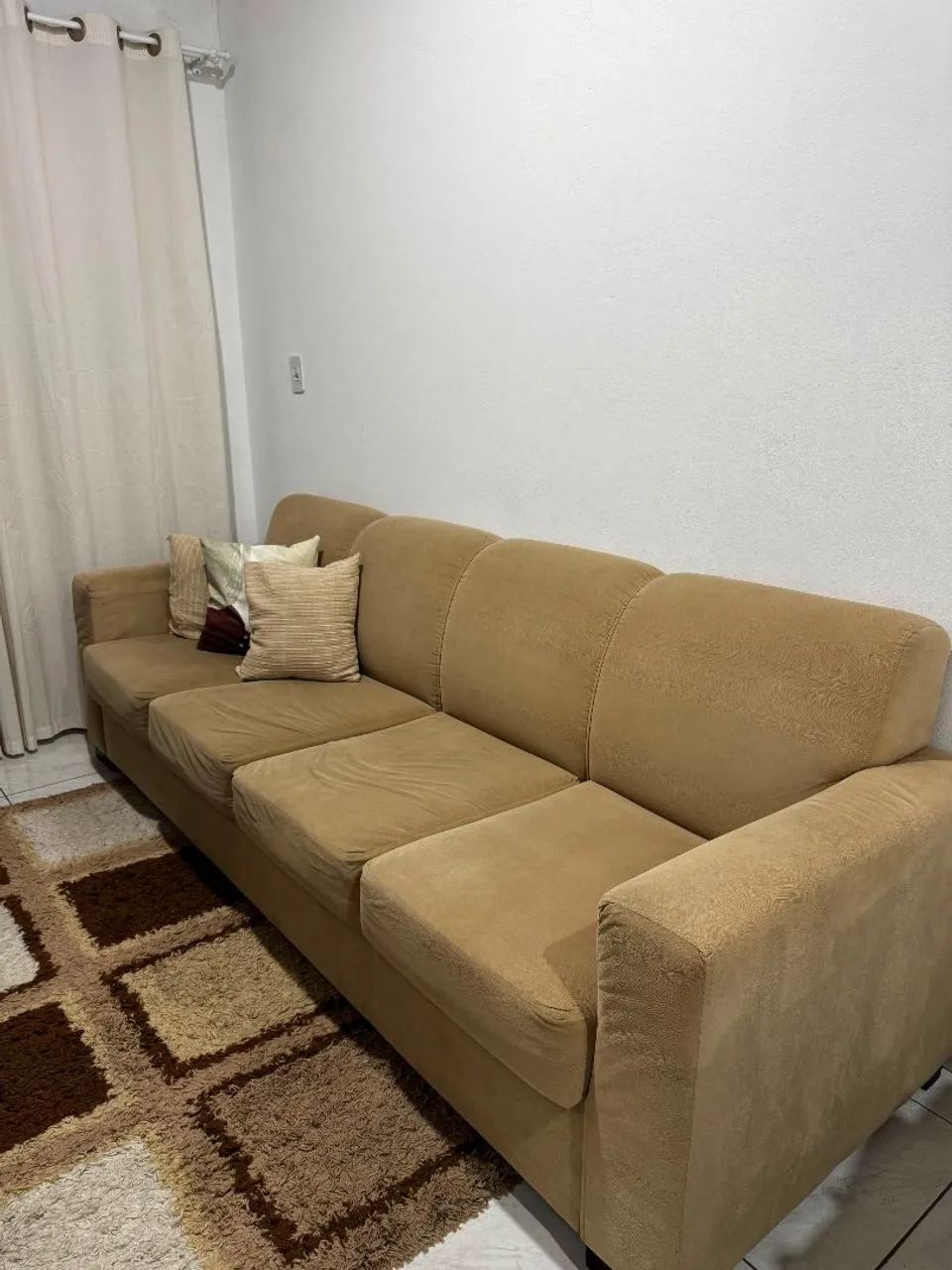 Sofá 4 lugares 