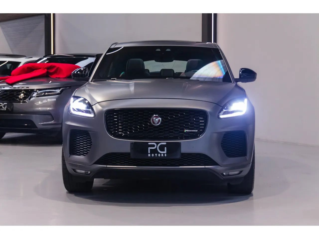 Jaguar E-Pace 2.0 AWD 249cv Aut. 2018 - Foto 2