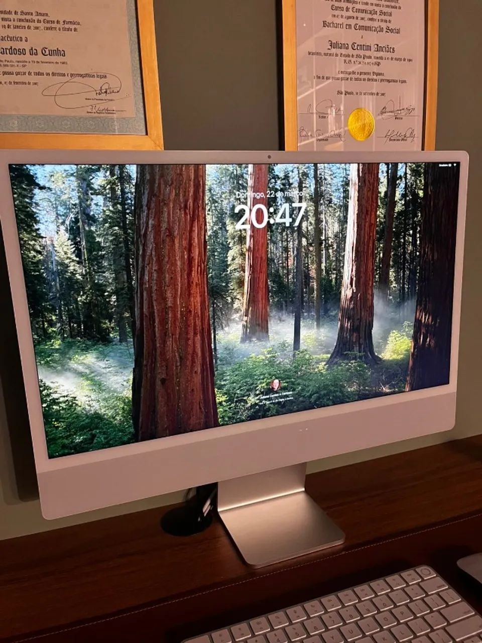 iMac 24