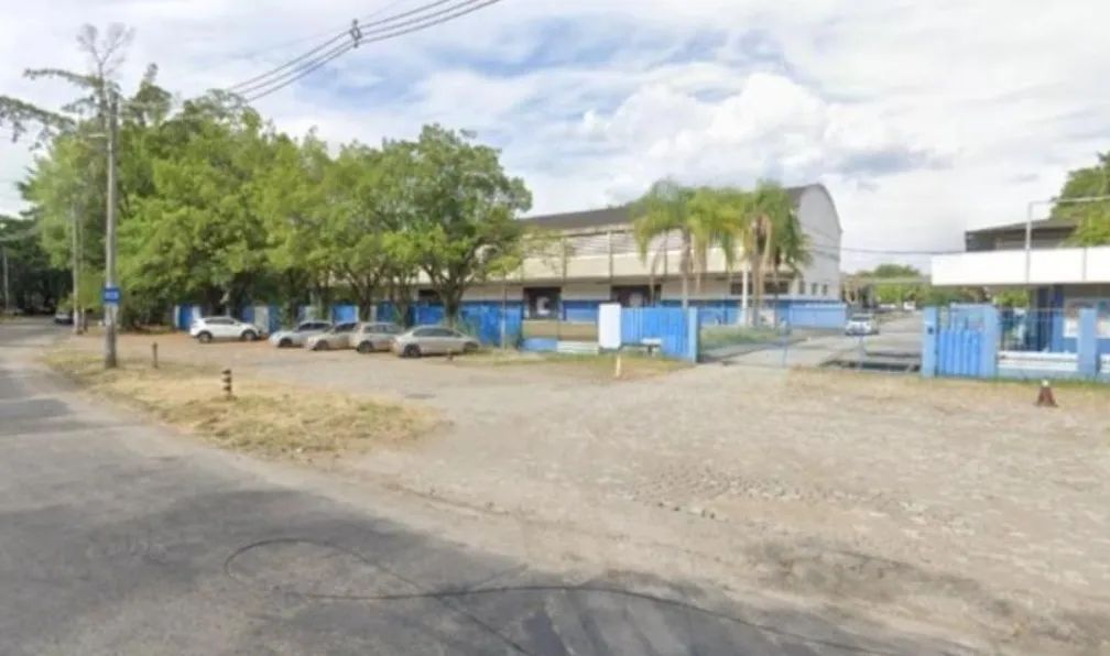 Leilão - Comercial - De R$21.307.000,00 Por R$10.653.500,00 - Foto 2