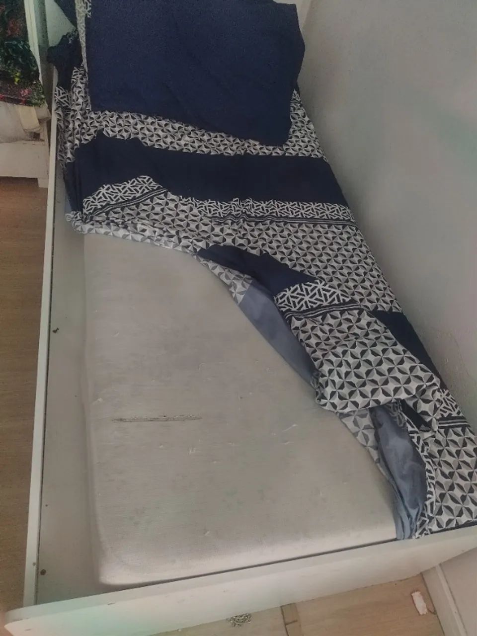 Cama de solteiro+ colchão  - Foto 2