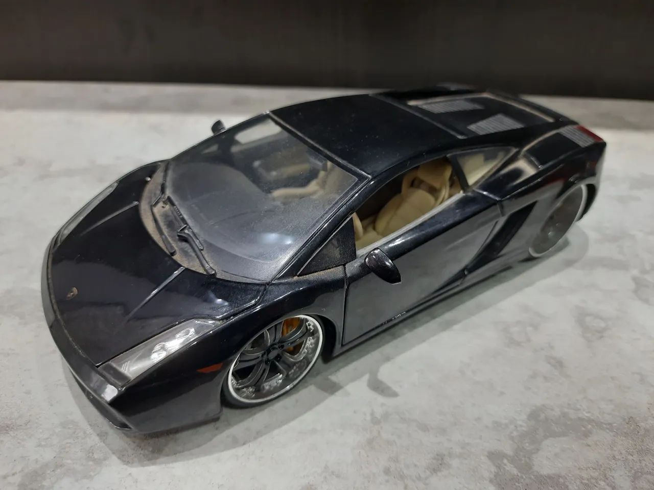Miniatura Lamborghini Gallardo - Escala 1:18 - Foto 2