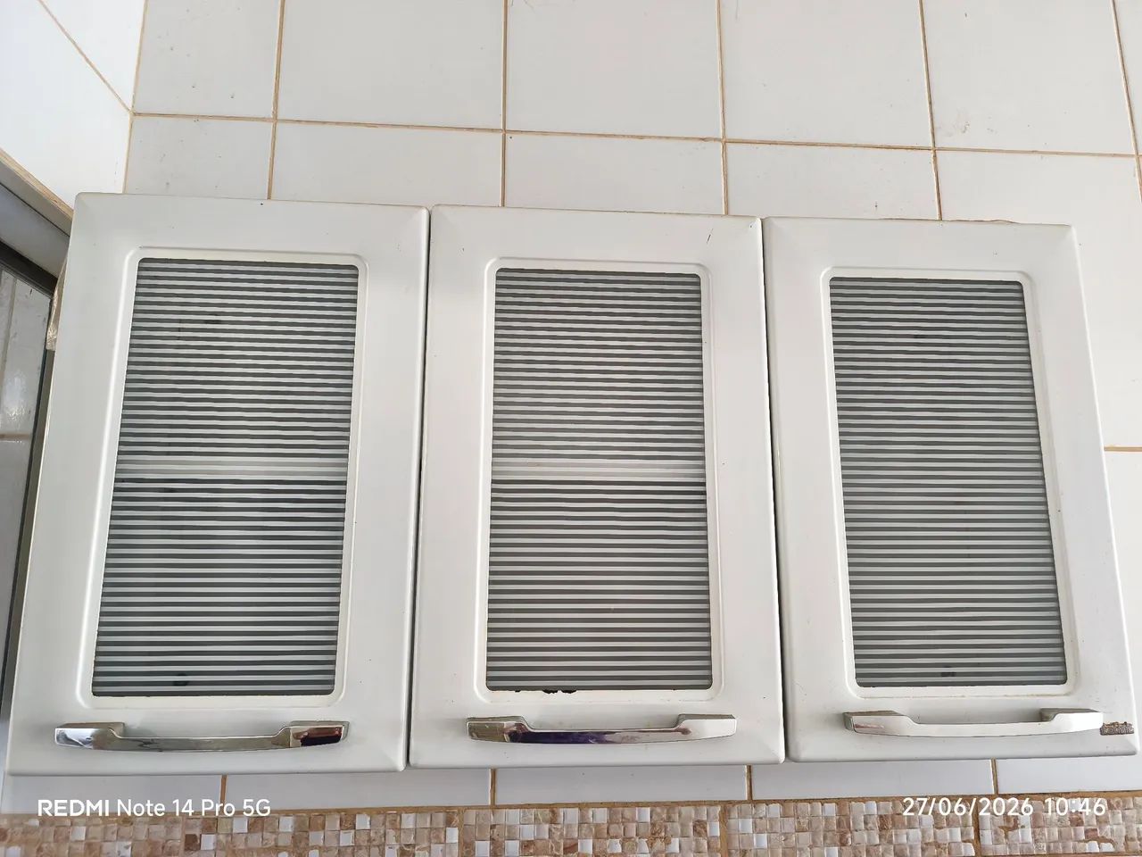 Armário de parede 3 portas