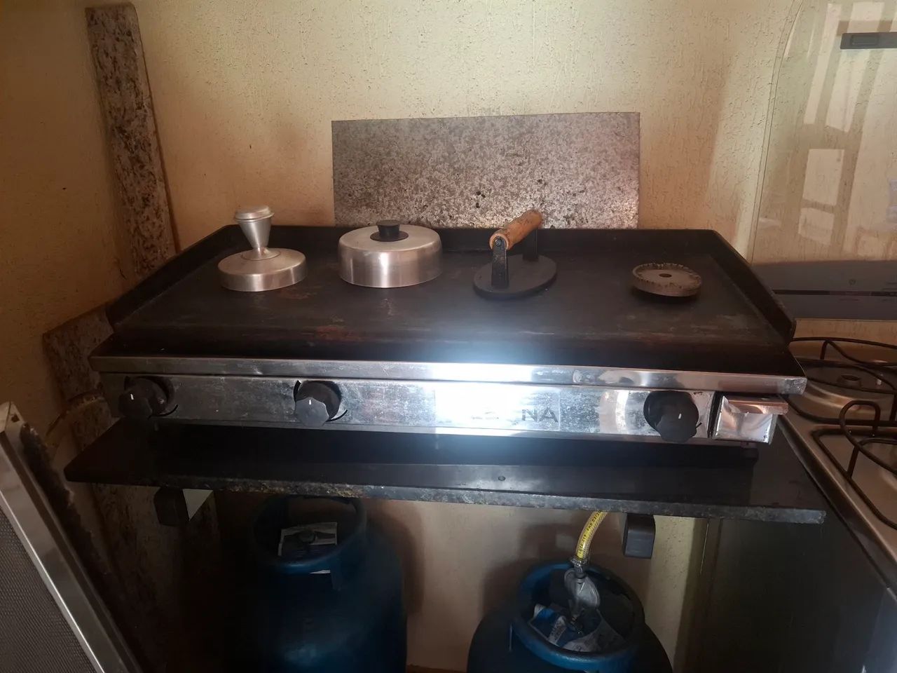 Chapa industrial para lanches e grelhados - Foto 3