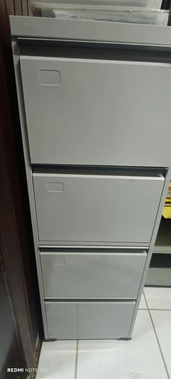 Vendo Arquivo com 4 gavetas