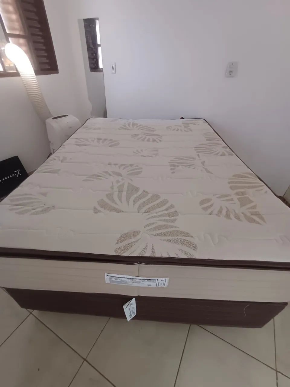 Cama Casal (Semi Nova) 