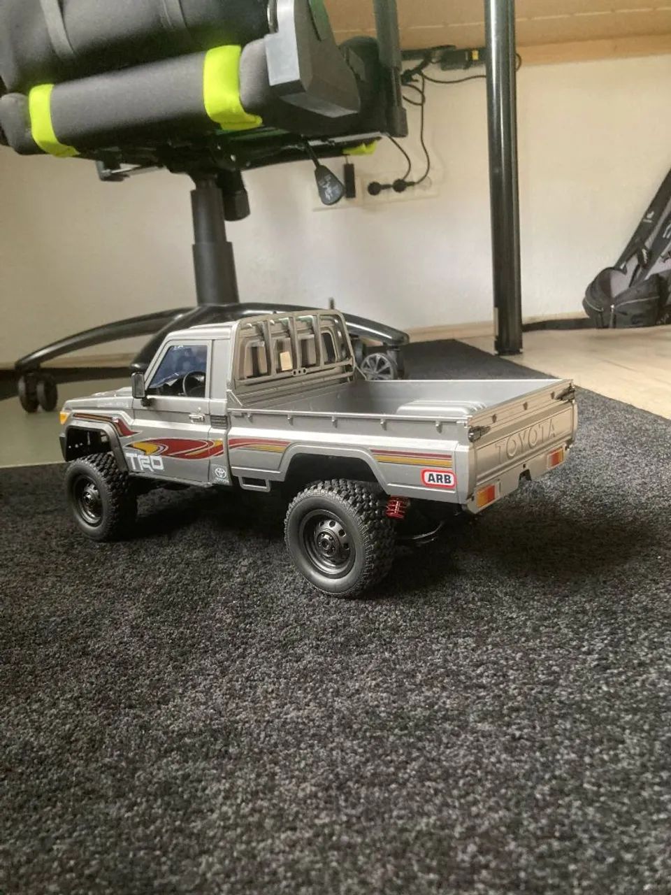 Carro RC em Escala 1:12 MN82 pro Novo  - Foto 2