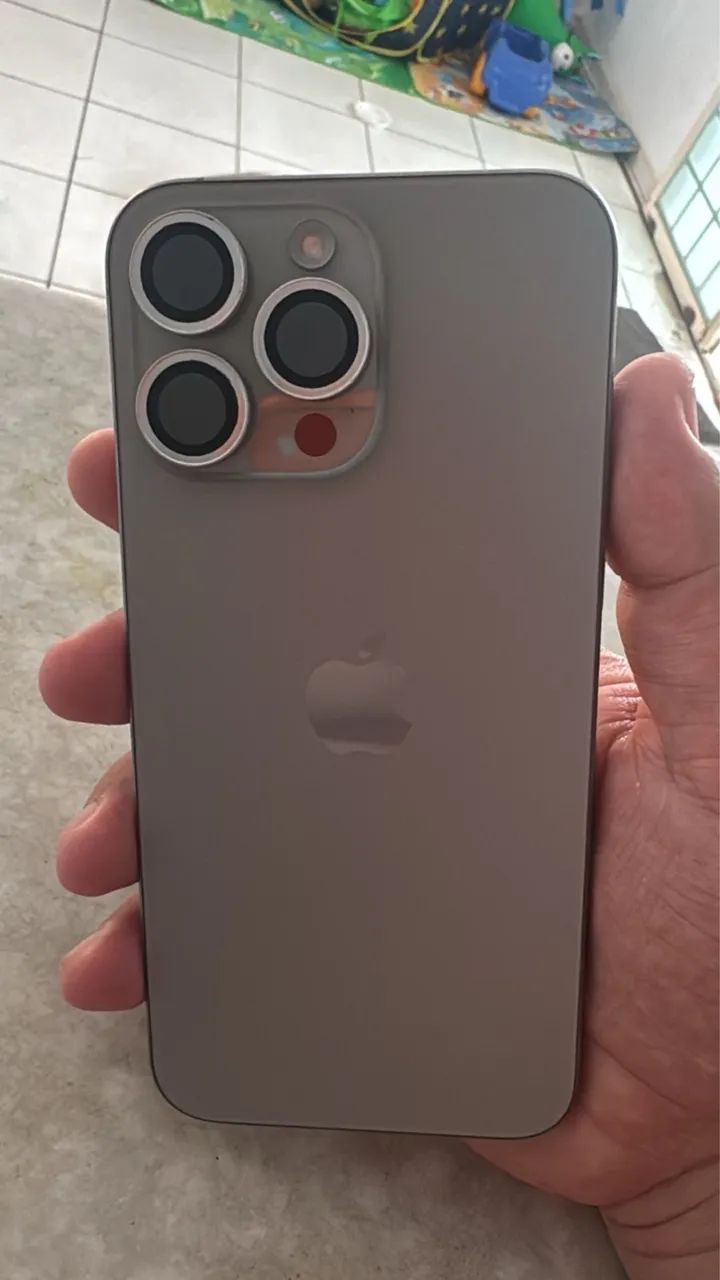 iPhone 15 Pro Max 256 - Foto 4