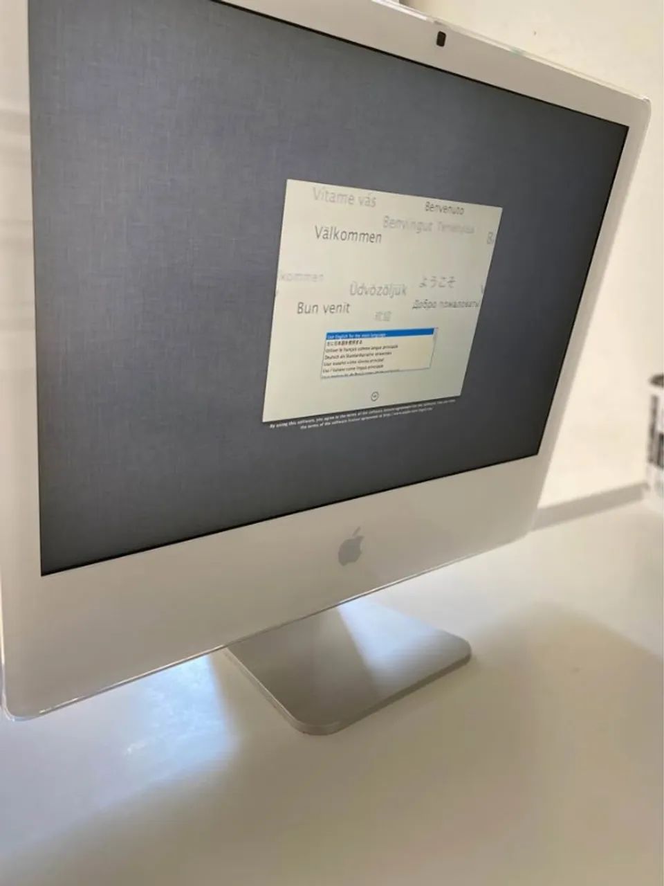 Apple iMac "Core 2 Duo" 2.16 24" Specs Identifiers: Late 2006  - Foto 3