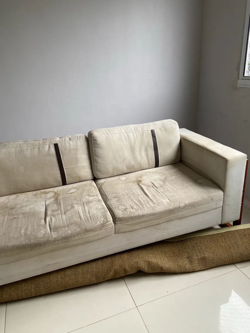 Sofá linho 3 lugares  - Foto 3
