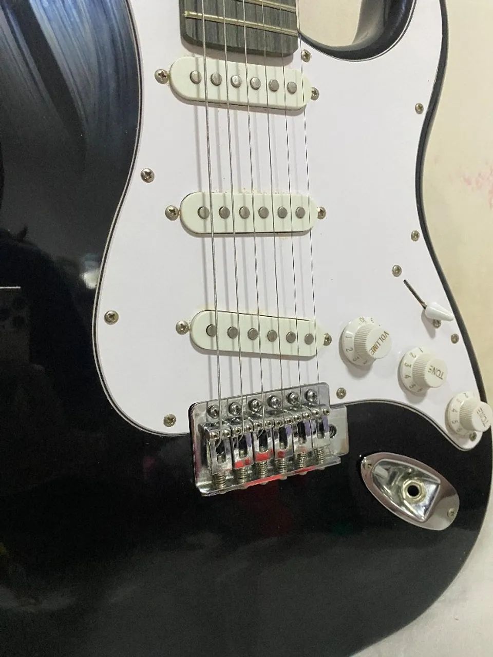 Guitarra Elétrica Stratocaster Queen?s - Foto 3