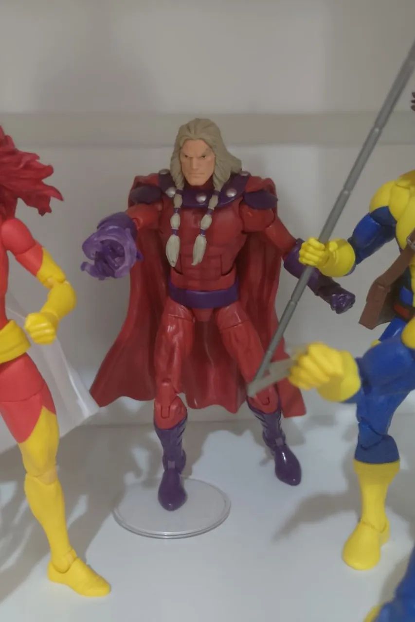 Magneto Age of Apocalypse X-Men Marvel Legends - Brinquedos e