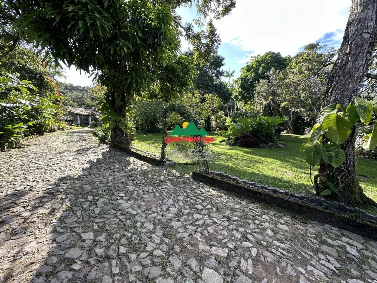 Casa colonial de 297 m², com 5 quartos, piscina, hidro, churrasqueira e lago em - Foto 4