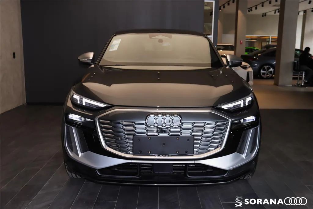 Audi E-Tron 2025 - Foto 3