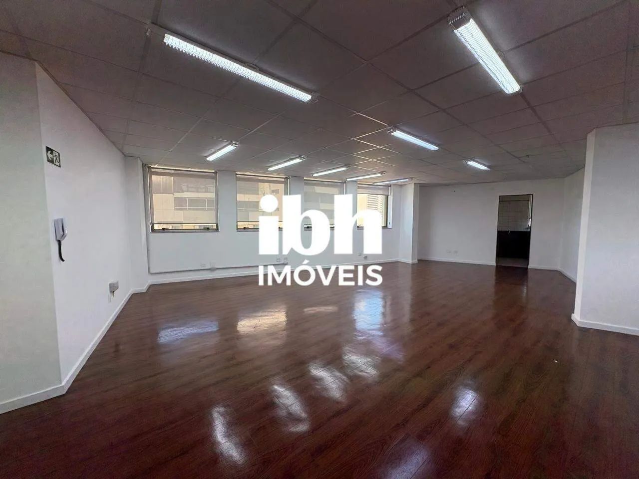 Sala para aluguel, 1 vaga, Vila da Serra - Nova Lima/MG