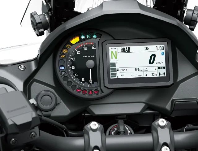 Kawasaki Versys 1100 GT  - Foto 4