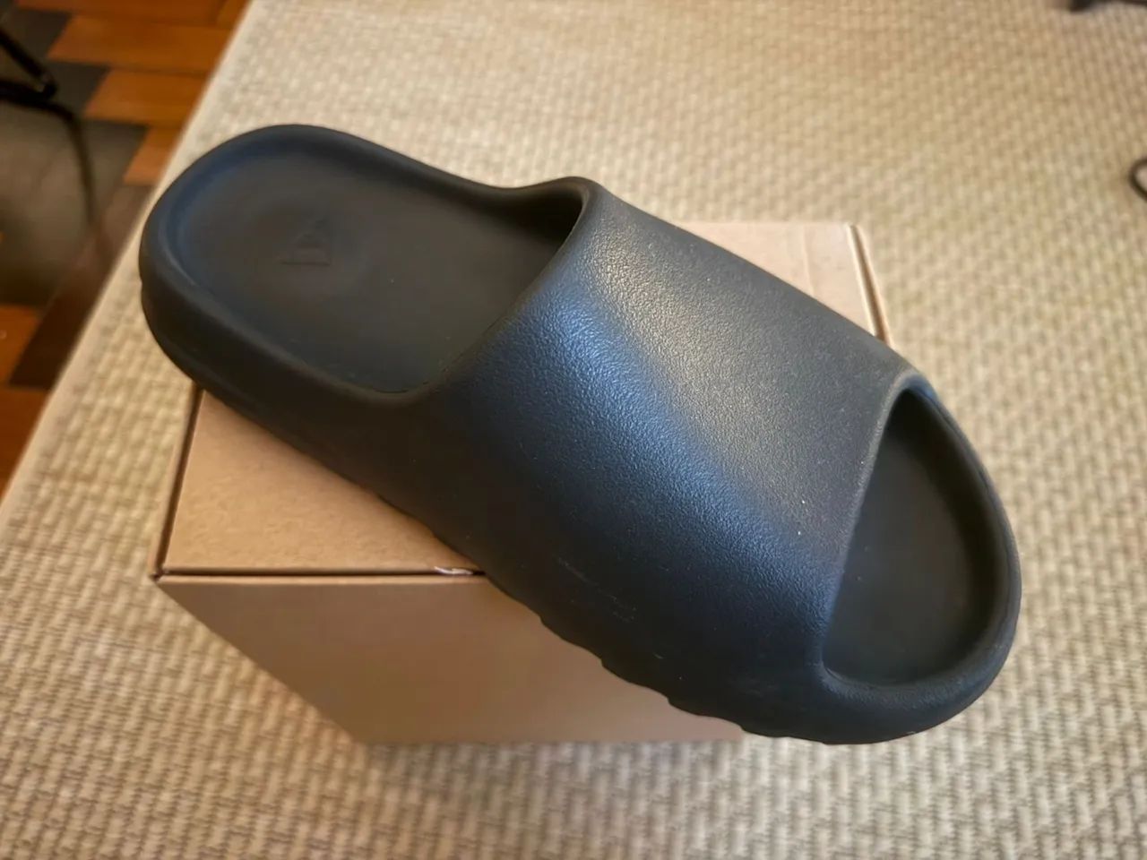 CHINELO ADIDAS YZY - Calçados - Venda da Cruz, São Gonçalo