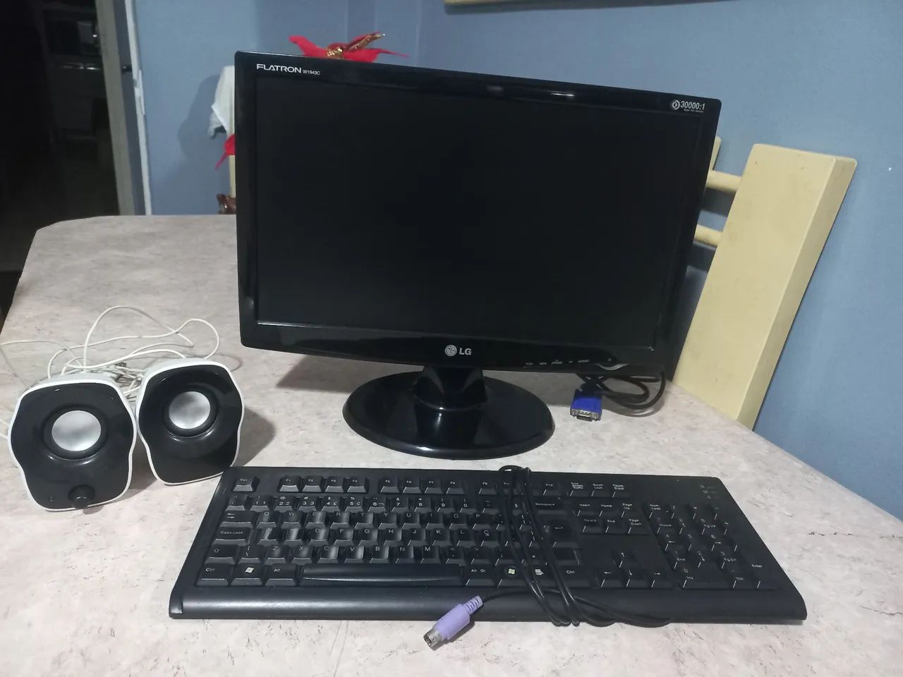 Monitor +  teclado +mouse  + Cx som - Foto 2