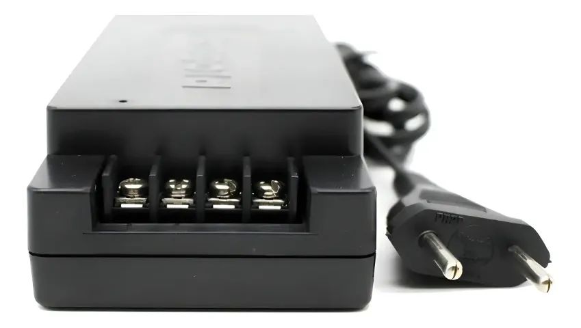 Fonte Multissaída Fs- 564 12,6v 3 Amperes - Fasgold - Foto 3