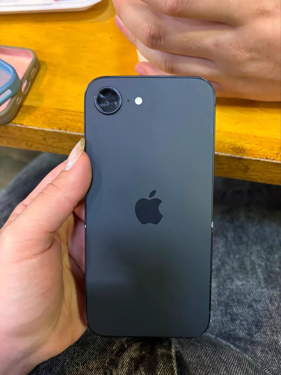 iphone 16e - Foto 2