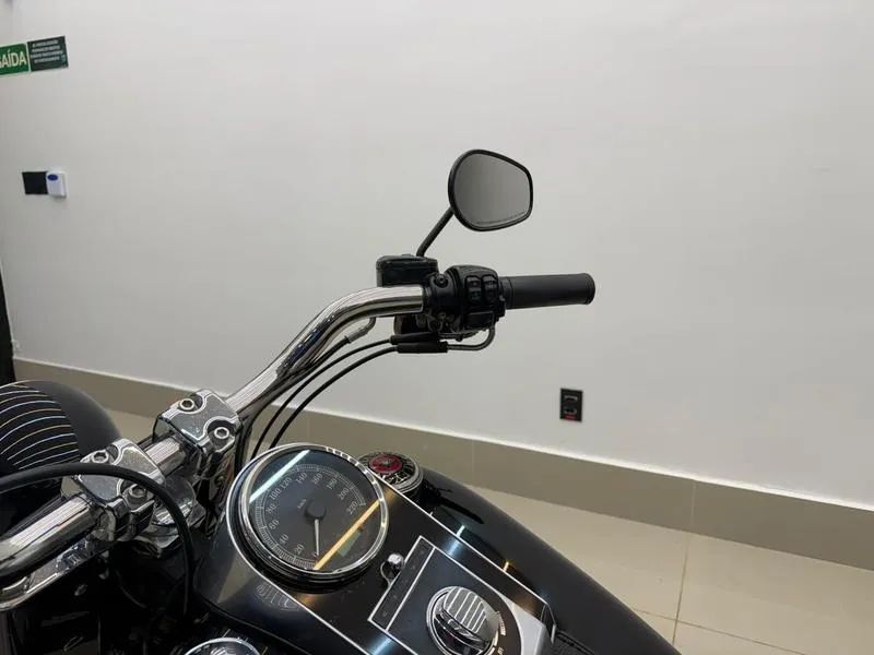 HARLEY-DAVIDSON FLSTFB 2013 - Foto 3