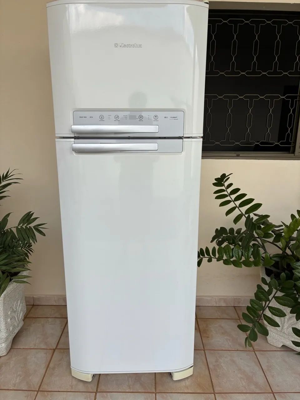 Geladeira Electrolux DF50