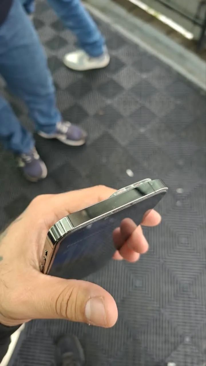 iPhone  - Foto 2