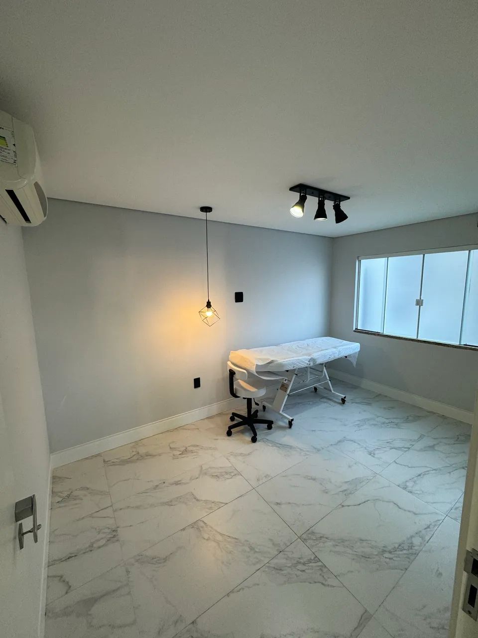 Sala comercial para locação no bairro fazenda - Foto 3
