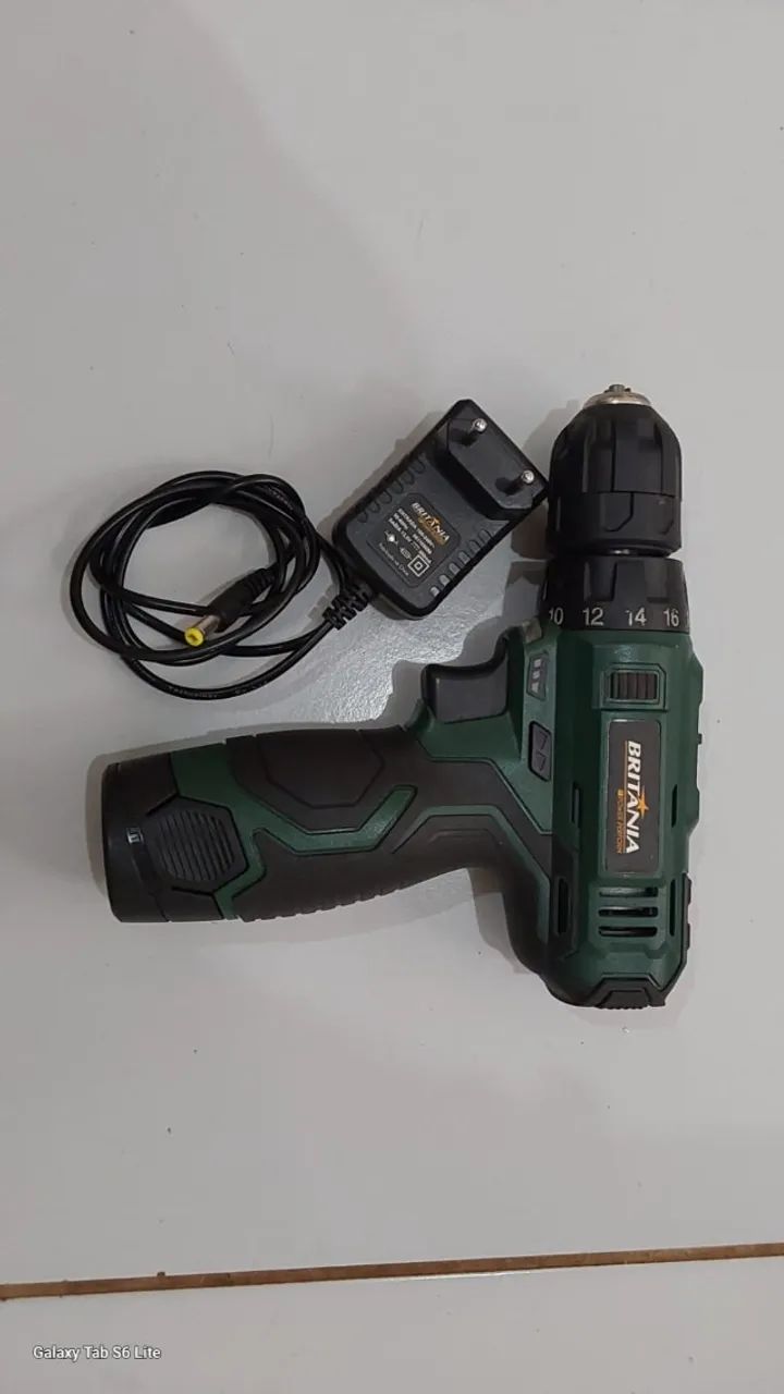 Parafusadeira britânia 