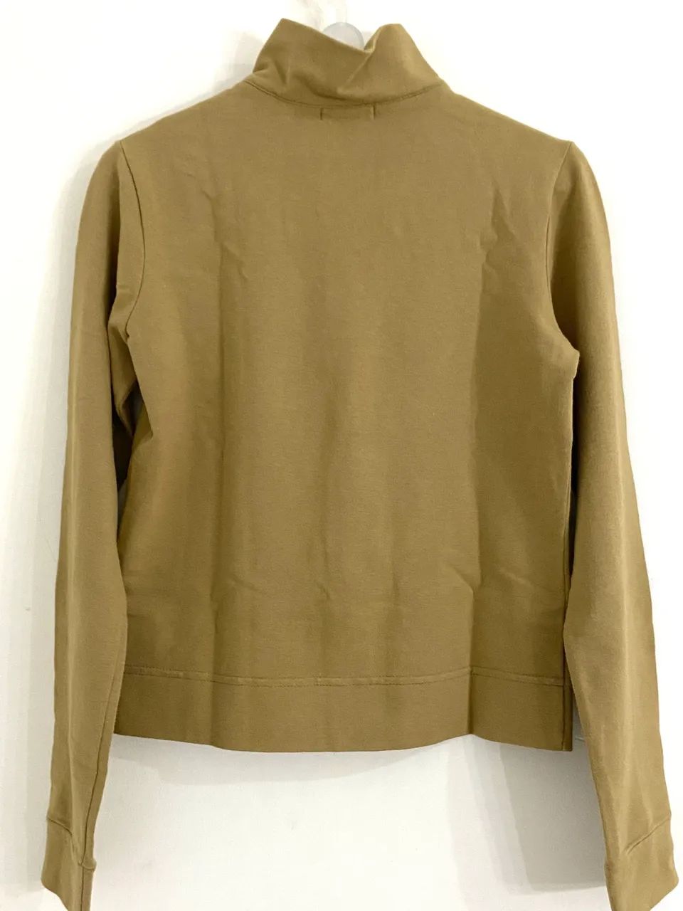 Conjunto Blusa Costume e  Saia tam P - Foto 5