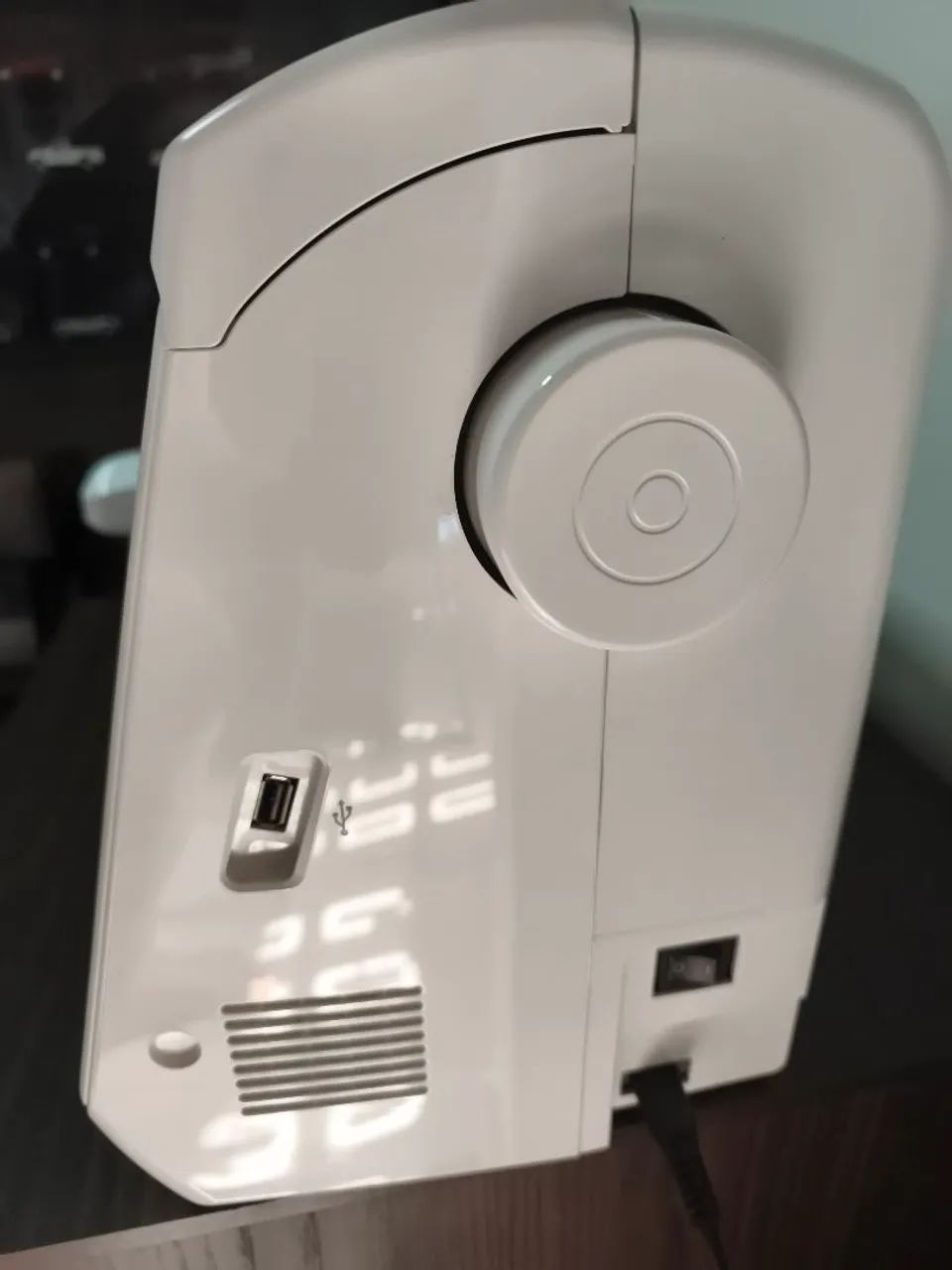 Máquina de bordar Brother PE810L - Foto 2