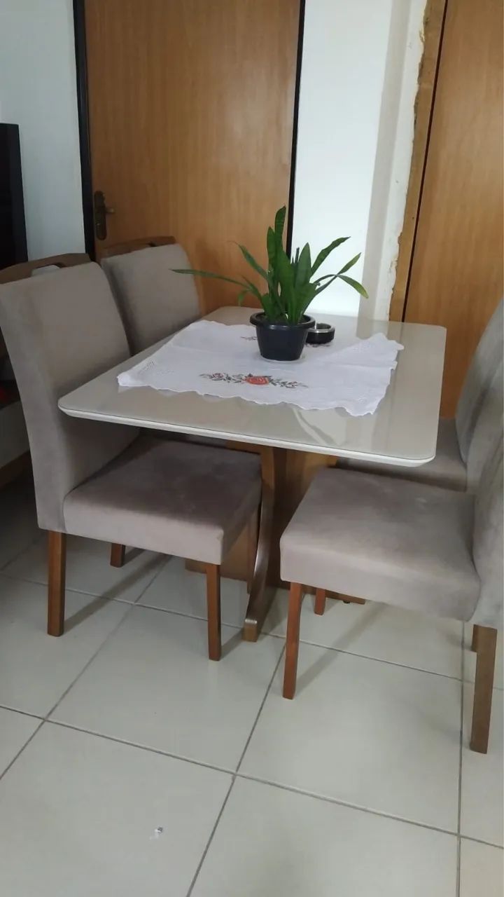  MESA EM PERFEITO ESTADO