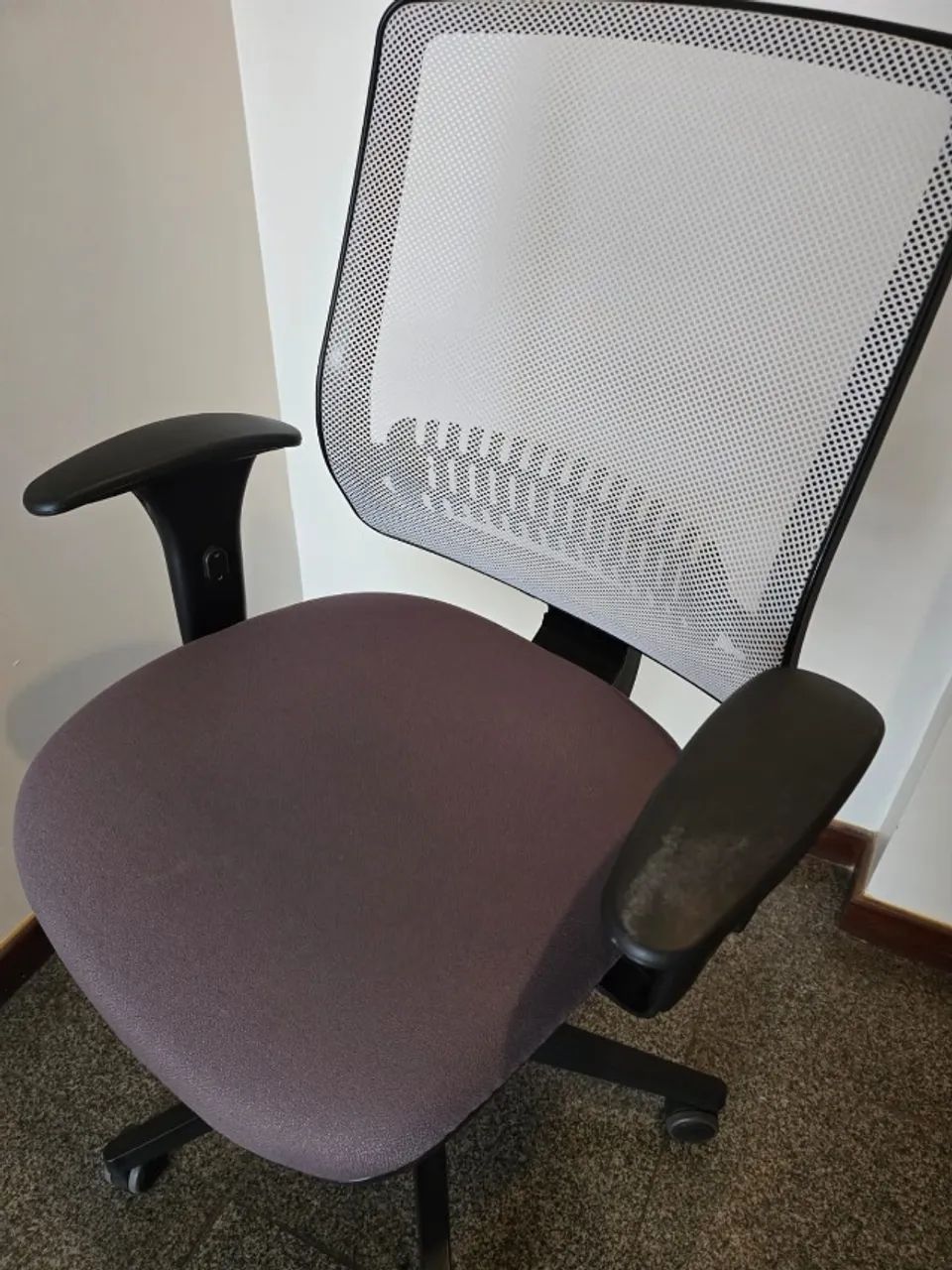 Cadeira de Escritório Ergonomica Flexform Uni - Foto 4