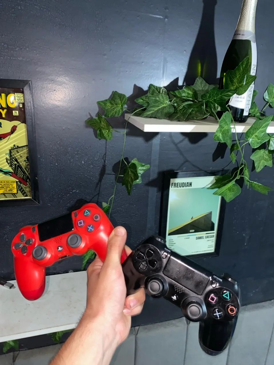 Ps4, 2 Controles, 2 Jogos  - Foto 2
