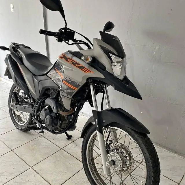 HONDA XRE CONSERVADA
