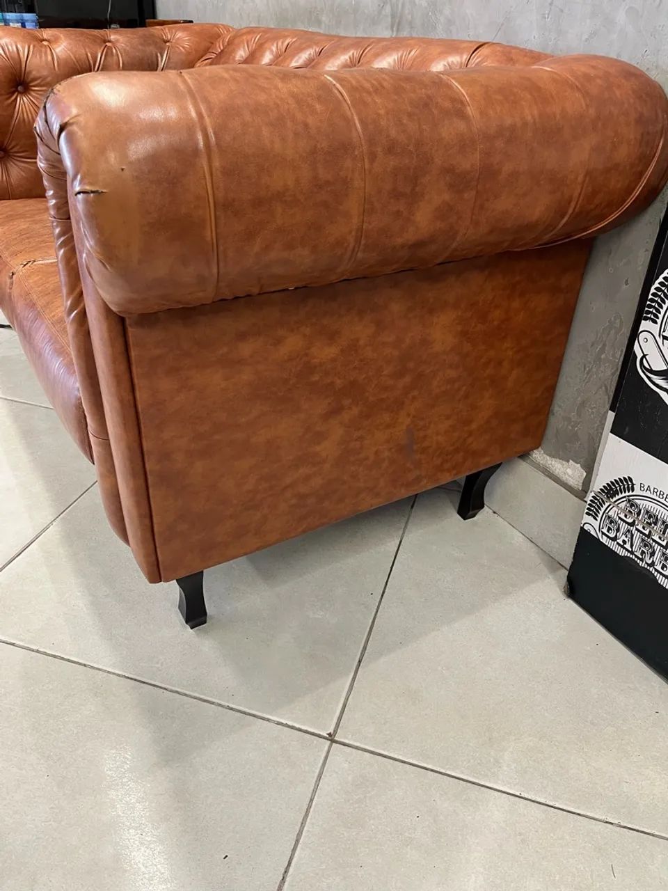SOFÁ DE COURO - Foto 4