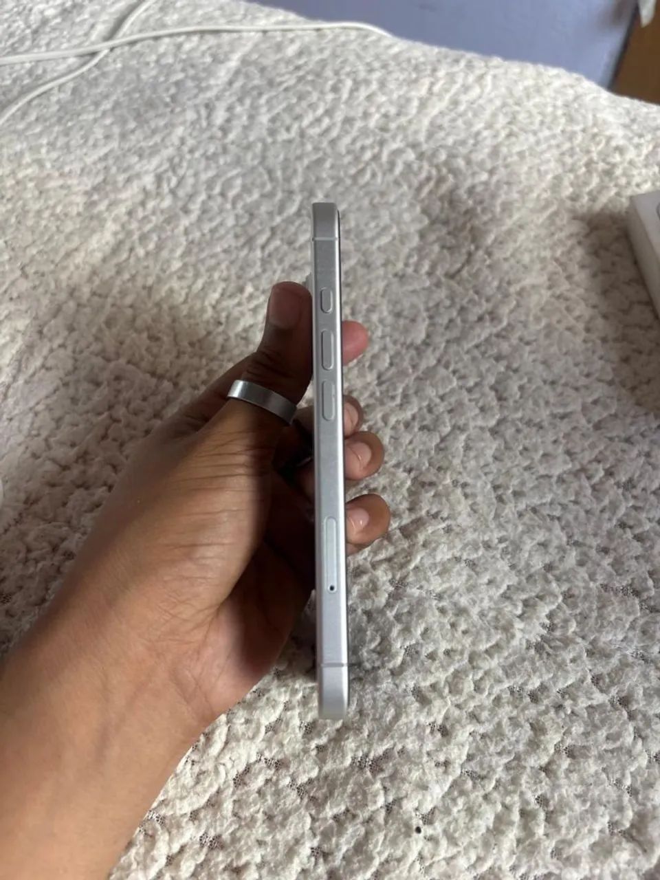 iPhone 16 branco 128GB em ótimo estado ?<br> - Foto 4