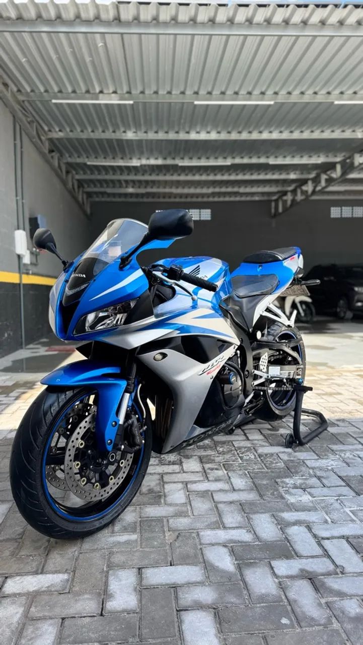 CBR 600rr - Foto 2
