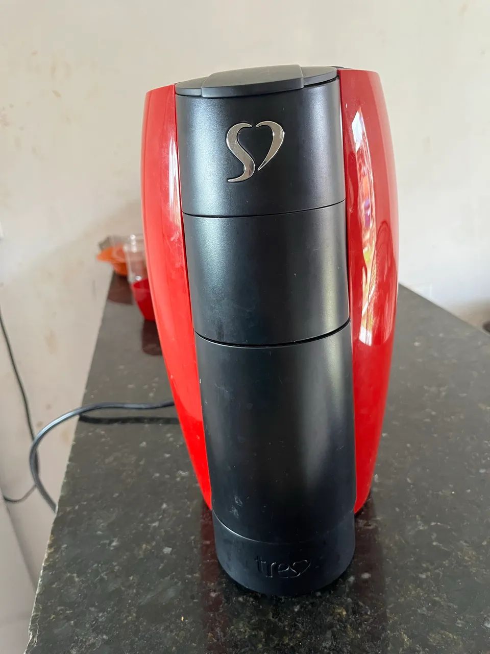 Cafeteira três corações 
