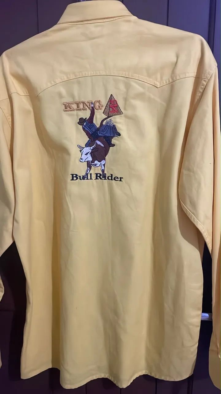 Vendo camisa de Rodeio King - Foto 2