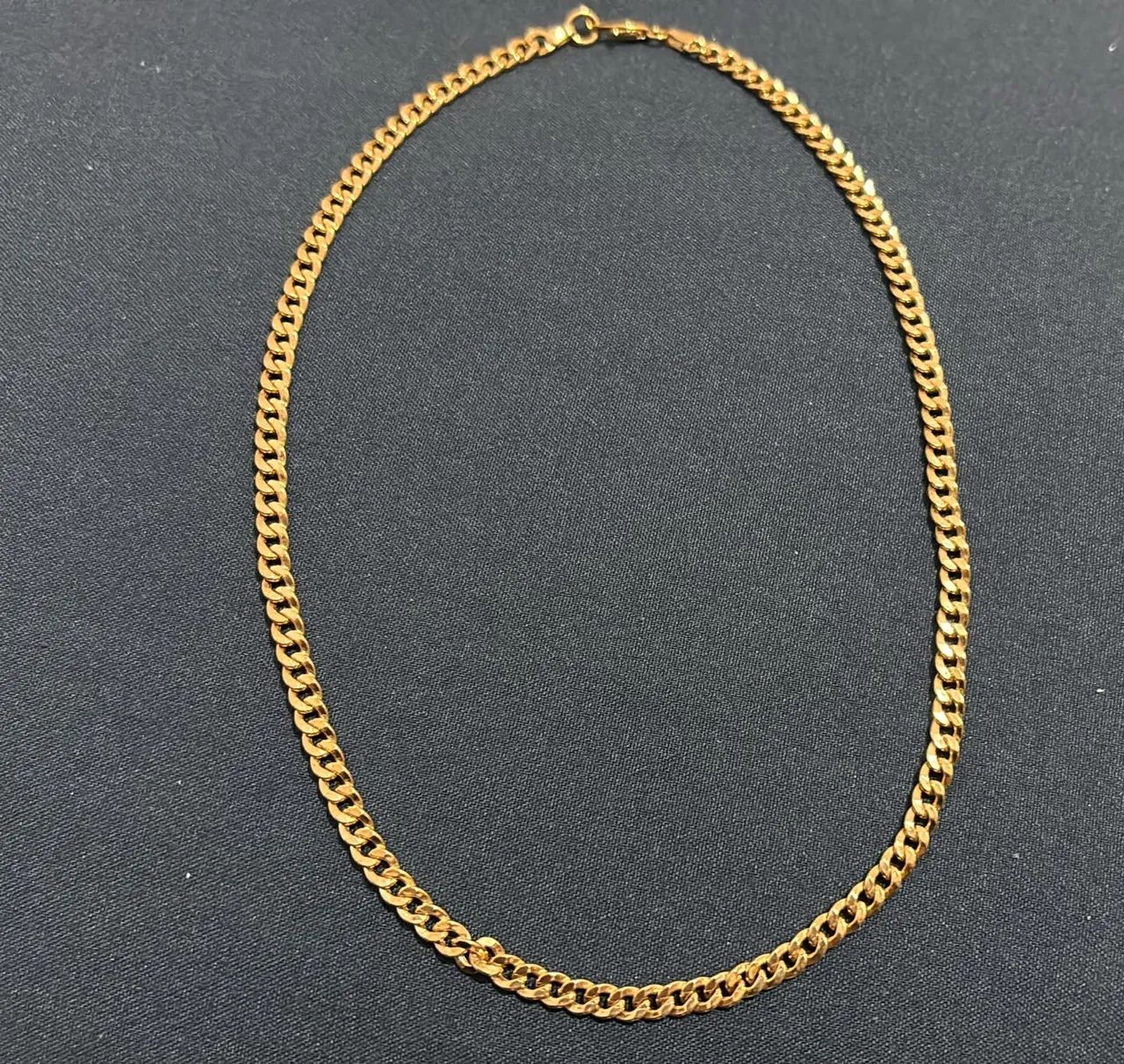 Gargantilha de ouro puro