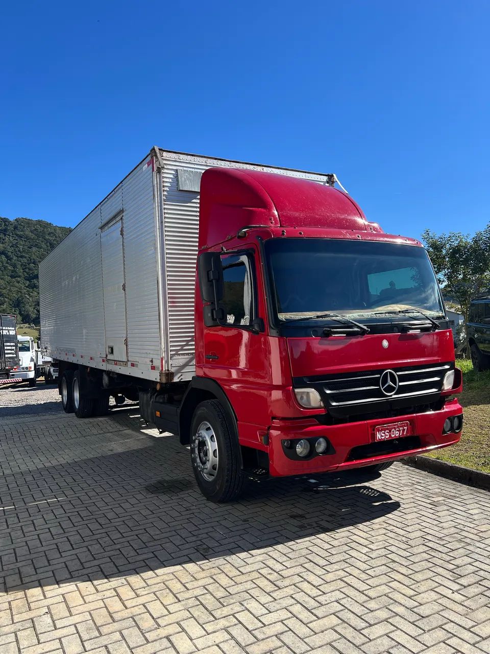 Mercedes Benz Atego 2425 Baú - Foto 2