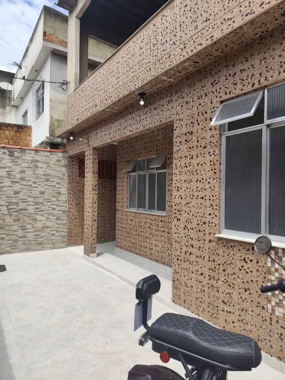 Vendo Casa toda reformada