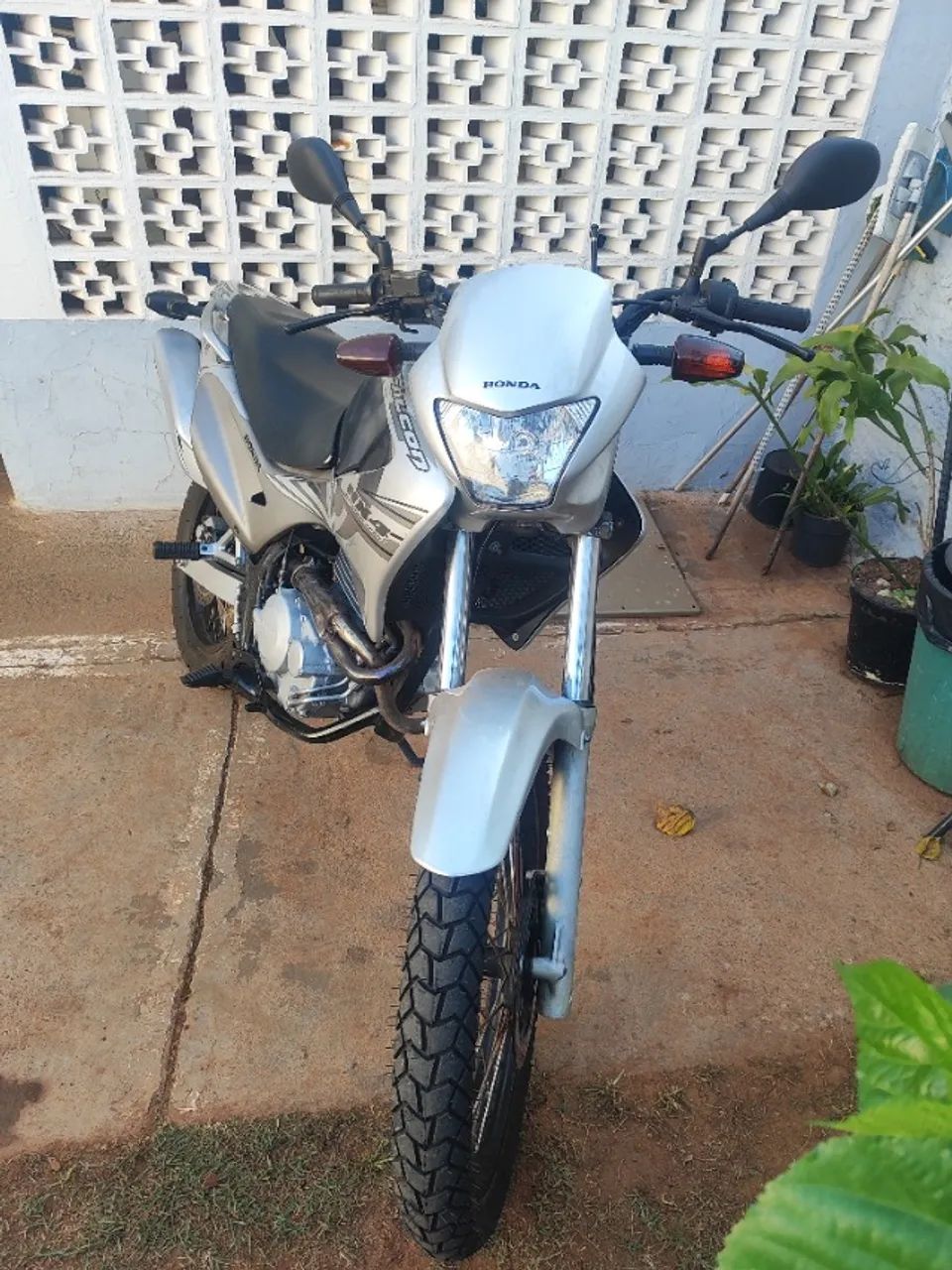 NX4 Falcon 400cc - Foto 4